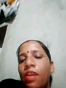 Snapshot of Anitarakkoli chatting on 05/23/26, 10:03 Anitarakkoli online show from 05/23/26, 10:03