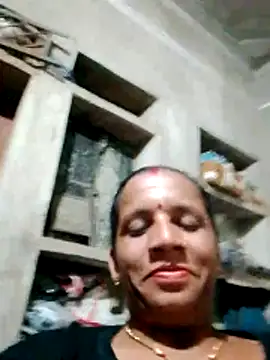 Snapshot of Anitarakkoli chatting on 06/02/26, 05:15 Anitarakkoli online show from 06/02/26, 05:15