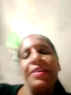 Snapshot of Anitarakkoli chatting on 06/16/26, 04:53 Anitarakkoli online show from 06/16/26, 04:53