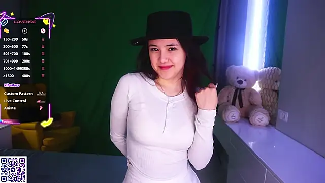 VerlieChahal online show from 04/04/26, 08:28