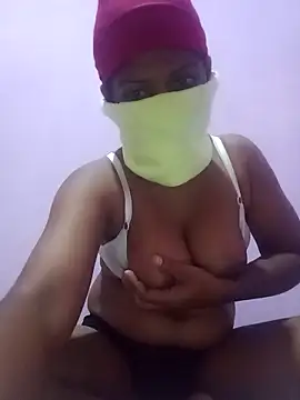 Snapshot of Malee_S chatting on 02/21/26, 04:41 Malee S online show from 02/21/26, 04:41