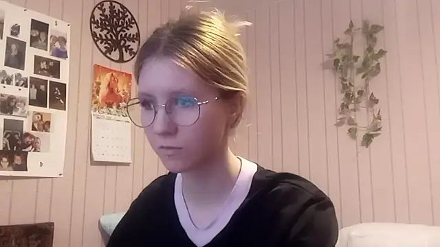 RunawayBr1de online show from 02/21/26, 02:51