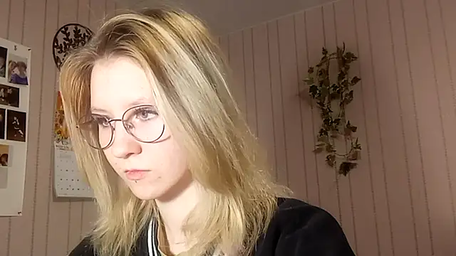 RunawayBr1de online show from 02/24/26, 03:10