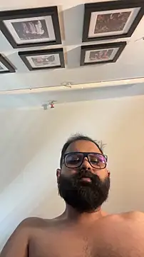 beerboy2222 online show from 04/15/26, 08:21