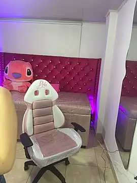 babyy nicols m online show from 07/17/26, 10:55