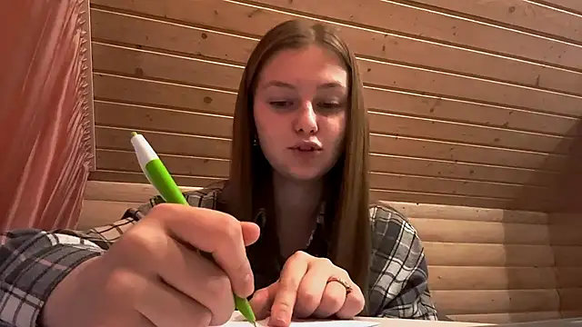 TessSamul online show from 04/09/26, 08:14