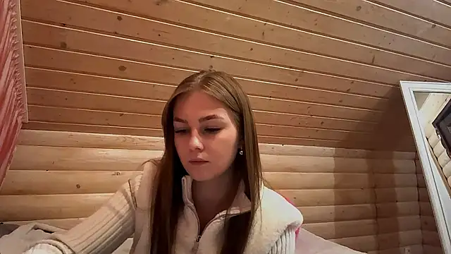 TessSamul online show from 04/16/26, 09:39