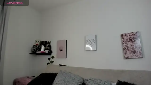 Alexaalove 1 online show from 02/24/26, 12:52