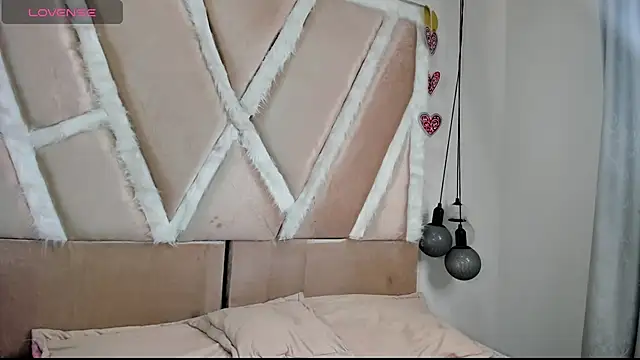 Alexaalove 1 online show from 04/28/26, 05:07