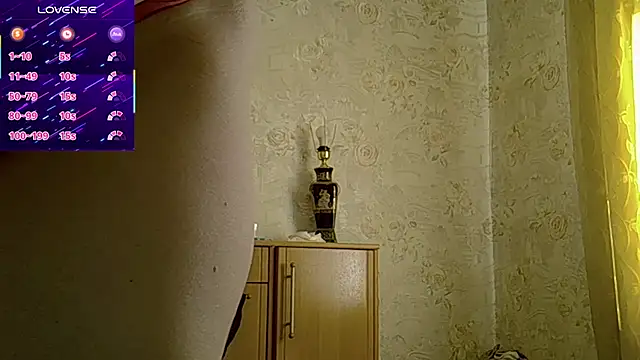 CurvyWild Lady30 online show from 04/16/26, 06:14