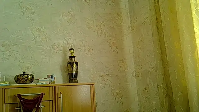 Snapshot of CurvyWild_Lady30 chatting on 06/29/26, 10:59 CurvyWild Lady30 online show from 06/29/26, 10:59