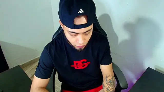 Snapshot of Xanderstone00 chatting on 03/03/26, 08:48 Xanderstone00 online show from 03/03/26, 08:48