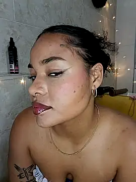 BrianaSweetxxx online show from 03/24/26, 03:11