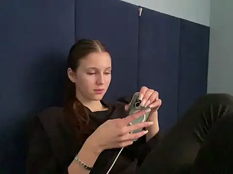 Snapshot of LinaWills chatting on 03/02/26, 12:56 LinaWills online show from 03/02/26, 12:56