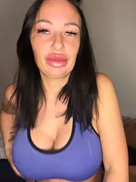 SaraHotDiamond xoxo online show from 04/13/26, 07:19