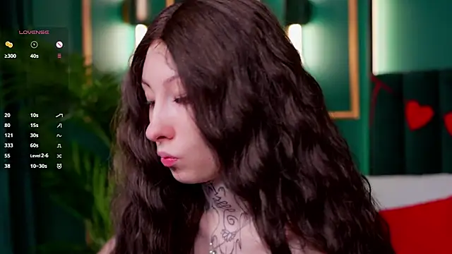 Snapshot of roxy_morrison_x chatting on 02/16/26, 05:53 roxy morrison x online show from 02/16/26, 05:53