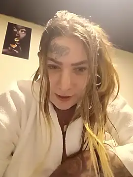 Snapshot of evvys2 chatting on 02/11/26, 03:11 evvys2 online show from 02/11/26, 03:11