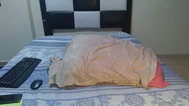 VeronaDimexx online show from 04/14/26, 09:32