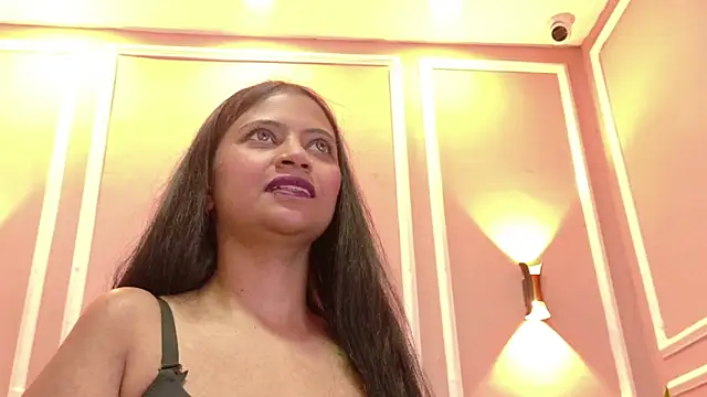 SuzyFox  online show from 03/04/26, 08:48