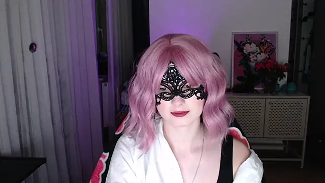 LunaXcherry online show from 02/18/26, 05:42