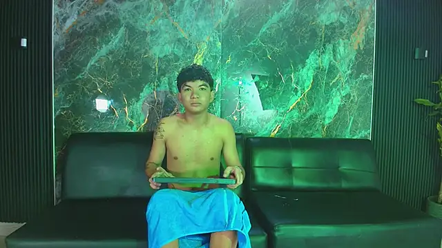 Snapshot of VelvetPassion chatting on 02/22/26, 07:12 VelvetPassion online show from 02/22/26, 07:12