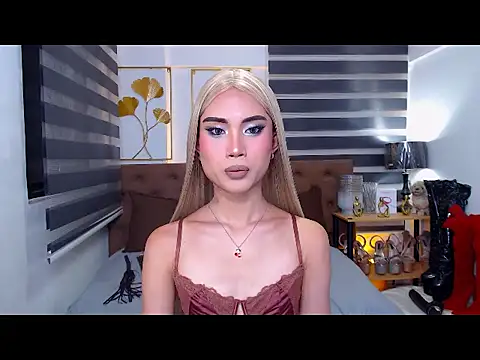 JuicyCockThea online show from 05/31/26, 09:05
