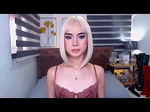 Snapshot of JuicyCockThea chatting on 07/02/26, 04:07 JuicyCockThea online show from 07/02/26, 04:07