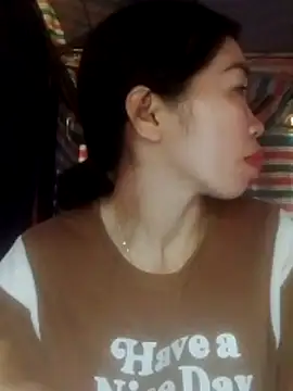 Snapshot of -Lundy- chatting on 02/20/26, 04:09 -Lundy- online show from 02/20/26, 04:09