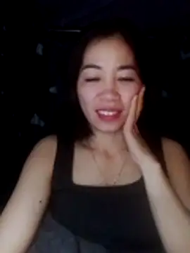 Snapshot of -Lundy- chatting on 02/25/26, 04:27 -Lundy- online show from 02/25/26, 04:27