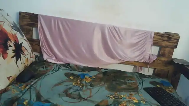 Snapshot of elfaty chatting on 03/31/26, 05:30 elfaty online show from 03/31/26, 05:30