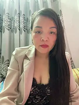 Snapshot of Strawberry-wet chatting on 02/25/26, 03:38 Strawberry-wet online show from 02/25/26, 03:38