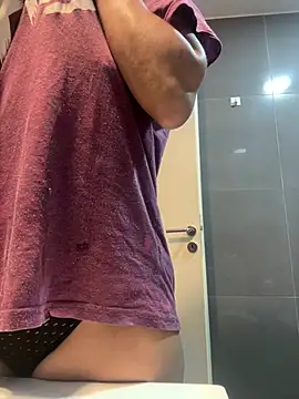 justinahallo online show from 03/26/26, 04:18