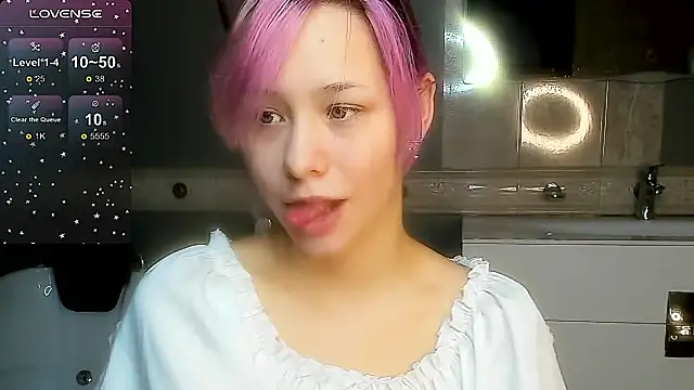 EmilyTrase online show from 04/06/26, 01:14