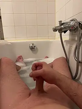 DeN strip online show from 03/26/26, 06:35