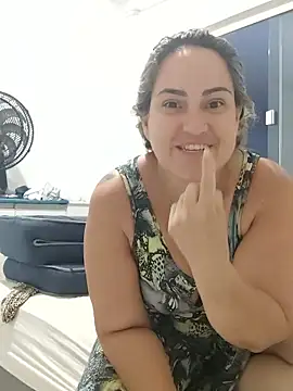 Julia2027 online show from 02/24/26, 10:08