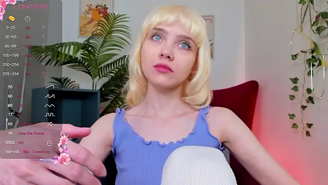 Snapshot of wow_angel chatting on 03/01/26, 05:42 wow angel online show from 03/01/26, 05:42