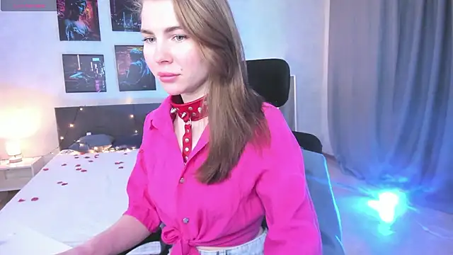 little  isabel online show from 02/18/26, 01:45