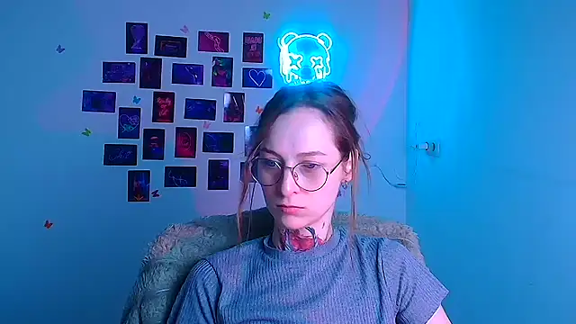 Esmi Winter online show from 03/11/26, 06:08