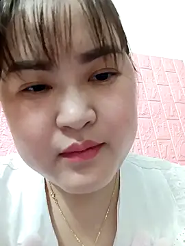 Snapshot of Kee-kimlee chatting on 02/28/26, 02:56 Kee-kimlee online show from 02/28/26, 02:56