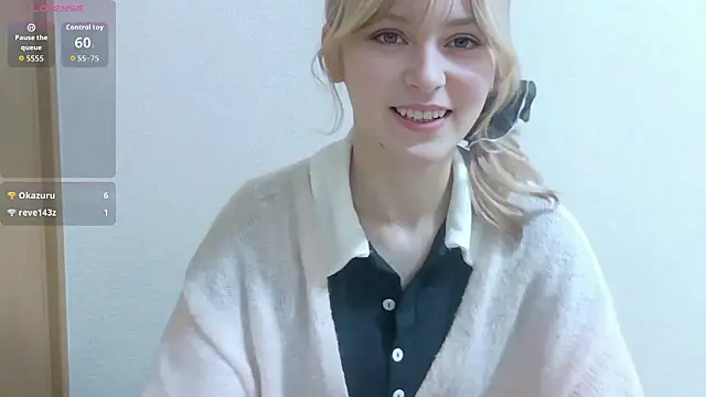 Snapshot of e_ri_ka93 chatting on 06/13/26, 01:31 e ri ka93 online show from 06/13/26, 01:31