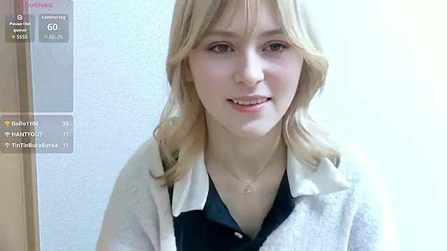Snapshot of e_ri_ka93 chatting on 06/23/26, 02:04 e ri ka93 online show from 06/23/26, 02:04