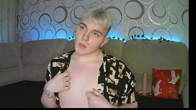 Snapshot of heatctrl chatting on 02/14/26, 07:32 heatctrl online show from 02/14/26, 07:32