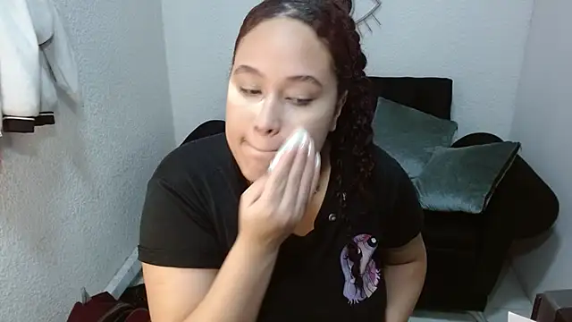 leilanewgirl online show from 03/11/26, 12:44