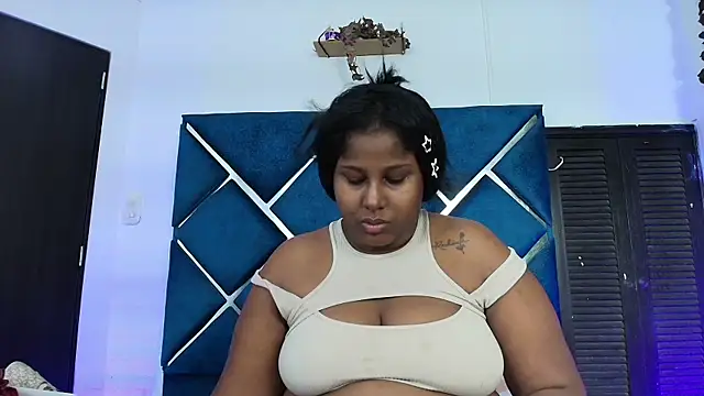 Snapshot of AlexaRousse4u chatting on 07/01/26, 12:01 AlexaRousse4u online show from 07/01/26, 12:01