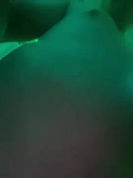 Snapshot of PeterParker99 chatting on 02/18/26, 02:40 PeterParker99 online show from 02/18/26, 02:40