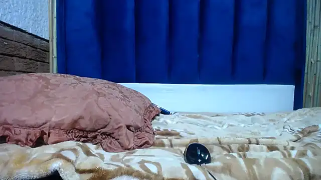 Snapshot of Tallgoddess chatting on 02/27/26, 11:38 Tallgoddess online show from 02/27/26, 11:38