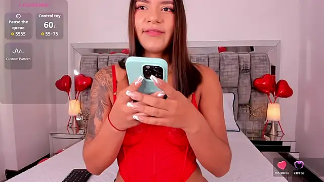 Snapshot of amara_wet04 chatting on 02/14/26, 12:46 amara wet04 online show from 02/14/26, 12:46