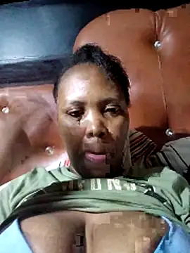 lovemore29 online show from 02/21/26, 07:59