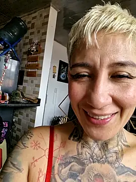 Everlyn sexx online show from 06/02/26, 06:21