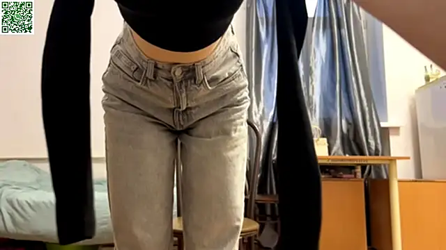 VickieKush online show from 04/10/26, 04:12